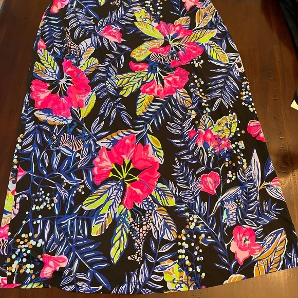 Lilly Pulitzer floral midi Skirt with Pink and Blue with black background. SZ L - Picture 2 of 8